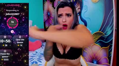 Snapshot of mia_bigtits_17 chatting on 24, 12, 2024 Mia online show from 24, 12, 2024