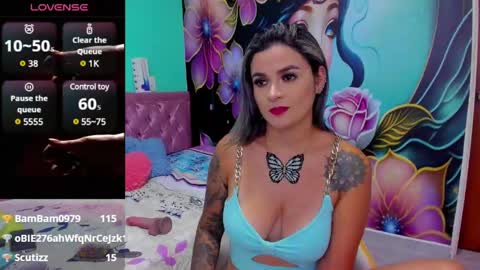 Snapshot of mia_bigtits_17 chatting on 9, 3, 2025 Mia online show from 9, 3, 2025