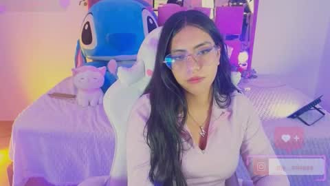 Snapshot of mia_bnnyy chatting on 14, 10, 2025 mia_bnnyy online show from 14, 10, 2025