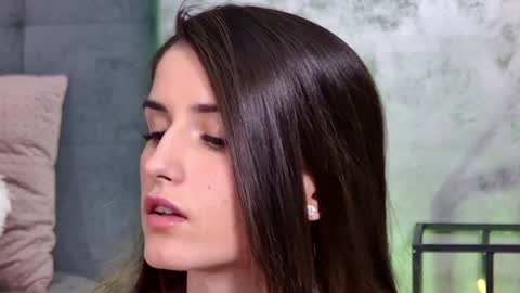 Freya Allen online show from 4, 2, 2025