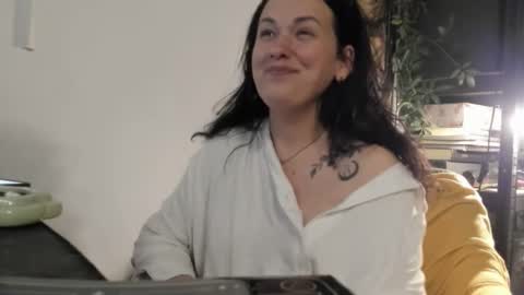 MIA online show from 27, 11, 2025