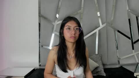 mia_clark18 online show from 21, 10, 2025