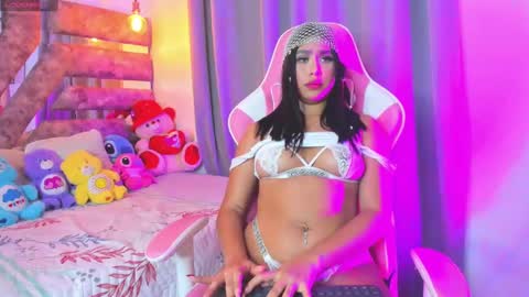 Snapshot of mia_coxx1 chatting on 26, 1, 2025 Mia online show from 26, 1, 2025