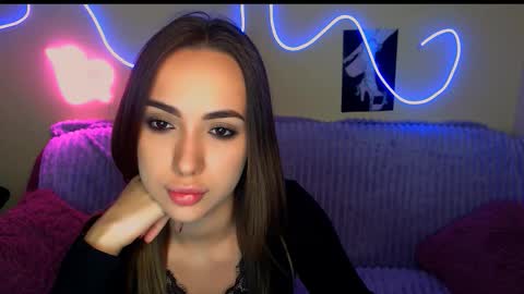 mia_cutie77 online show from 30, 9, 2025