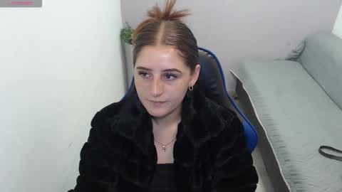 Mia online show from 18, 10, 2025