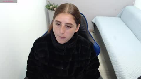 Mia online show from 9, 1, 2026