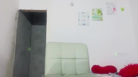 Snapshot of mia_dollone1 chatting on 17, 9, 2025 Mia online show from 17, 9, 2025