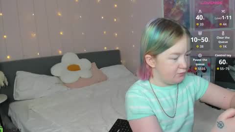 Mia online show from 3, 2, 2026