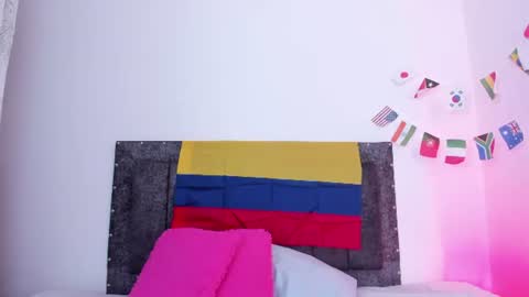 Snapshot of mia_foox12 chatting on 12, 7, 2026 FERNANDA online show from 12, 7, 2026