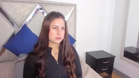 mia fox online show from 19, 10, 2025