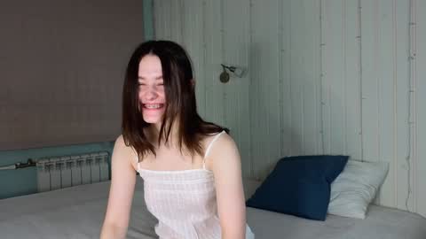 Snapshot of mia_g_ chatting on 2, 2, 2025 Mia online show from 2, 2, 2025