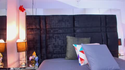 MIA online show from 14, 1, 2025