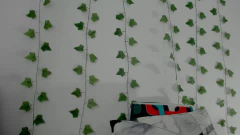 MIA online show from 4, 2, 2026