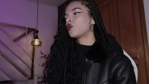 Mia online show from 1, 3, 2026