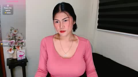 mia online show from 13, 10, 2025