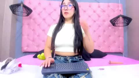 Snapshot of mia_hornny chatting on 14, 1, 2026 Mia online show from 14, 1, 2026