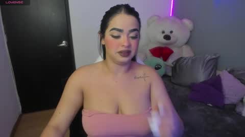 Mia J Abbey online show from 12, 2, 2026