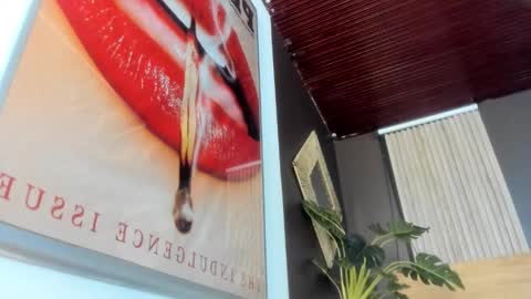 Val  online show from 18, 9, 2025