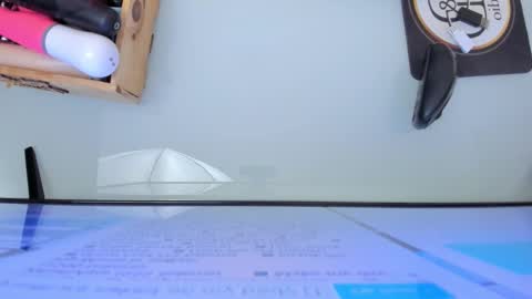 Snapshot of mia_jonnees chatting on 4, 1, 2025 online show from 4, 1, 2025