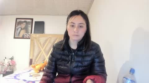 mia kaneee online show from 17, 9, 2025