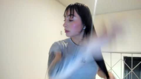 mia kaneee online show from 24, 10, 2025