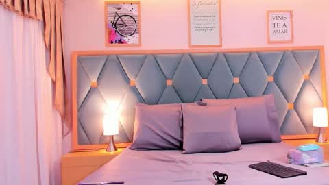 Mia online show from 17, 11, 2025