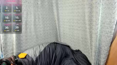 mia_lores online show from 12, 9, 2025