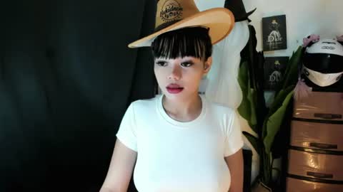 Snapshot of mia_lover9 chatting on 12, 6, 2026 M I A online show from 12, 6, 2026
