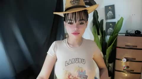 Snapshot of mia_lover9 chatting on 2, 7, 2026 M I A online show from 2, 7, 2026