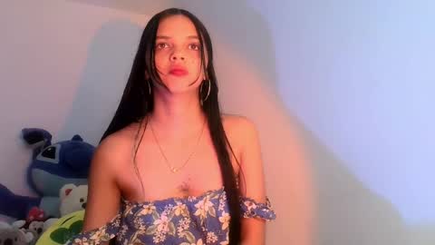 mia lucy 21 online show from 6, 4, 2026