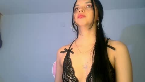 Snapshot of mia_lucy_21 chatting on 4, 6, 2026 mia lucy 21 online show from 4, 6, 2026