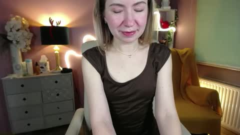 Snapshot of mia_luxx92 chatting on 3, 1, 2025 Mia online show from 3, 1, 2025