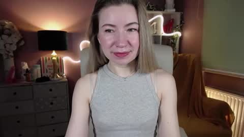 Snapshot of mia_luxx92 chatting on 3, 2, 2025 Mia online show from 3, 2, 2025