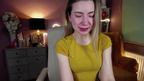 Snapshot of mia_luxx92 chatting on 13, 2, 2025 Mia online show from 13, 2, 2025