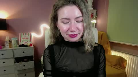 Snapshot of mia_luxx92 chatting on 25, 2, 2025 Mia online show from 25, 2, 2025