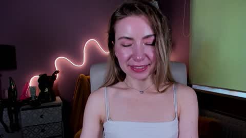 Snapshot of mia_luxx92 chatting on 21, 9, 2025 Mia online show from 21, 9, 2025