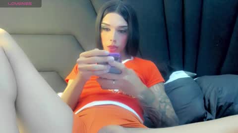 Mia3 online show from 2, 1, 2025