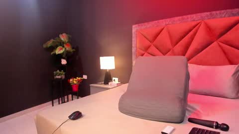 MIA  online show from 14, 1, 2026