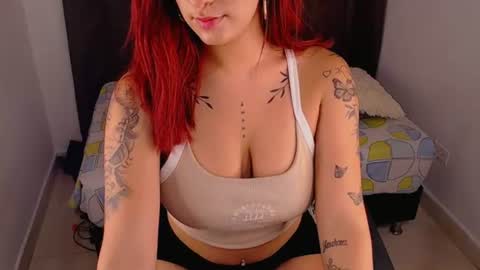 mia independent model online show from 7, 7, 2026