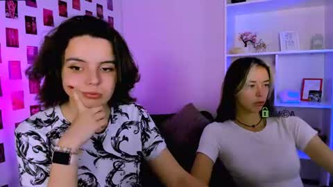 Snapshot of mia_mooon_ chatting on 17, 6, 2026 mia_mooon_ online show from 17, 6, 2026