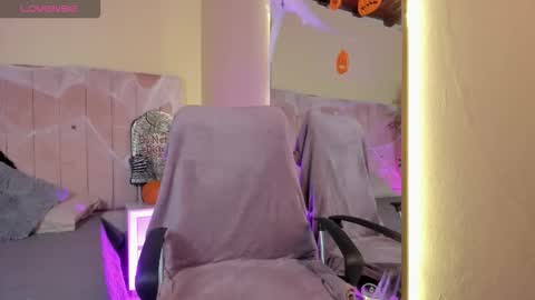 mia_mtnz02 online show from 17, 10, 2025