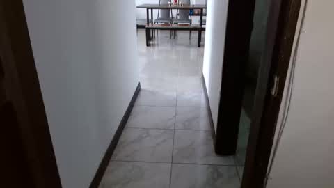 Mia  online show from 8, 12, 2024