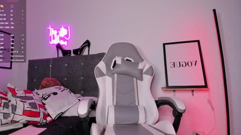 Mia online show from 26, 2, 2025