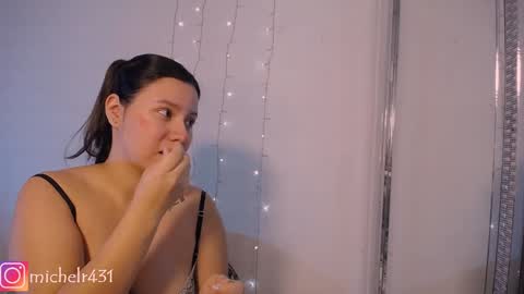 Snapshot of mia_reys chatting on 2, 2, 2025 mia reys online show from 2, 2, 2025