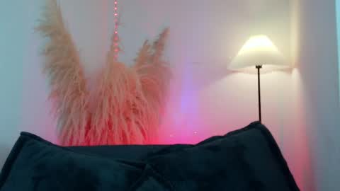 Mia online show from 16, 4, 2026