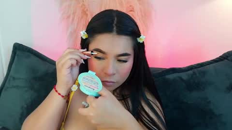 Snapshot of mia_roux1 chatting on 18, 4, 2026 Mia online show from 18, 4, 2026