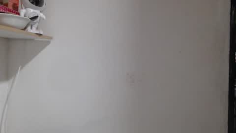 Mia Sepulveda online show from 9, 1, 2025