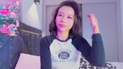 Mia online show from 2, 3, 2025