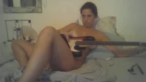 Snapshot of mia_solis_86 chatting on 9, 4, 2026 Mia online show from 9, 4, 2026