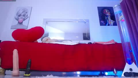 Snapshot of mia_starss chatting on 15, 2, 2025 Mia online show from 15, 2, 2025